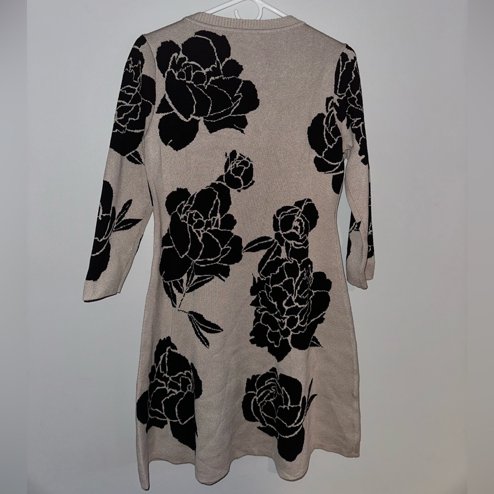 Calvin Klein Beige and Black Floral Midi Dress - Picture 4 of 4